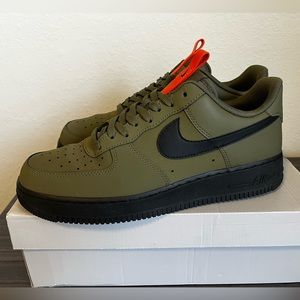 Nike Air Force 1 Low Medium Olive Green / Black/ Orange Starfish Men’s Size 11